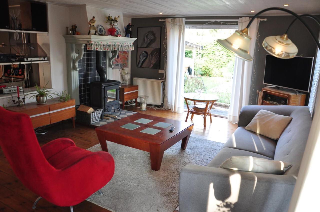 Sfeervol, Ruim En Luxe Chalet In Bosrijke Omgeving Villa Diessen Bagian luar foto