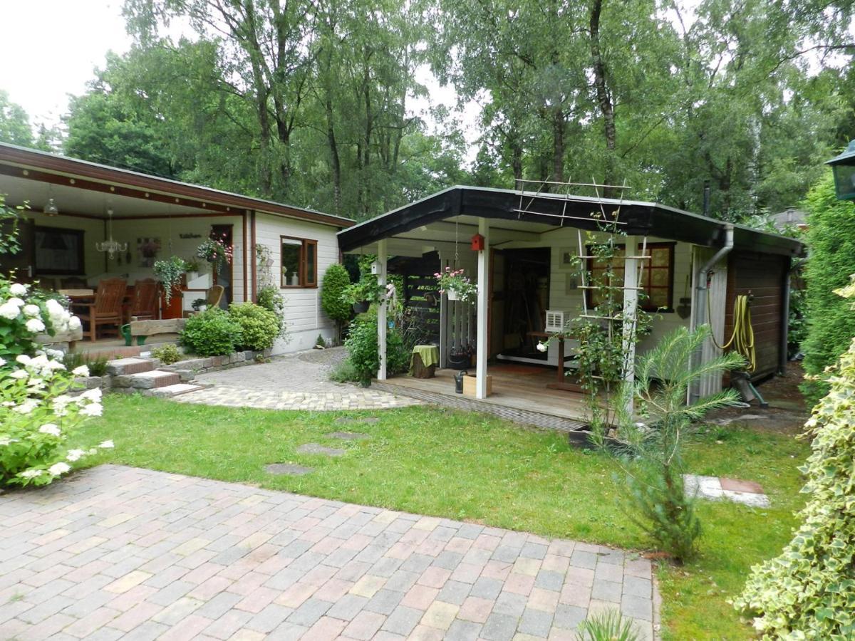 Sfeervol, Ruim En Luxe Chalet In Bosrijke Omgeving Villa Diessen Bagian luar foto