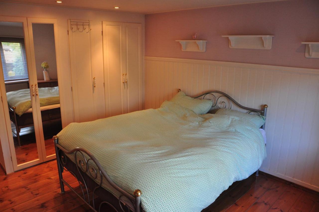 Sfeervol, Ruim En Luxe Chalet In Bosrijke Omgeving Villa Diessen Bagian luar foto
